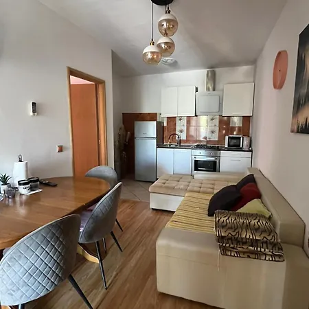 Daja Apartament Biograd Na Moru