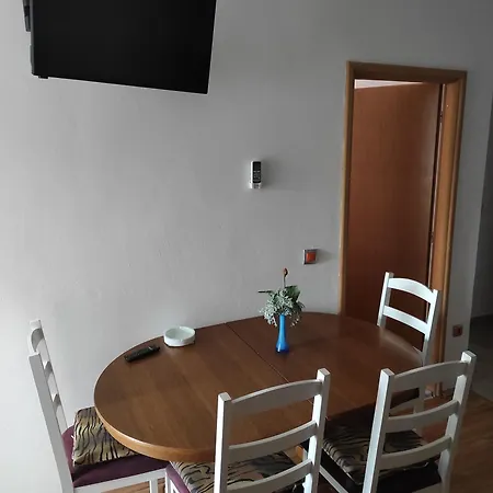Daja Apartment *