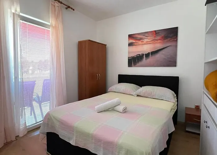 Lägenhet Daja Biograd Na Moru